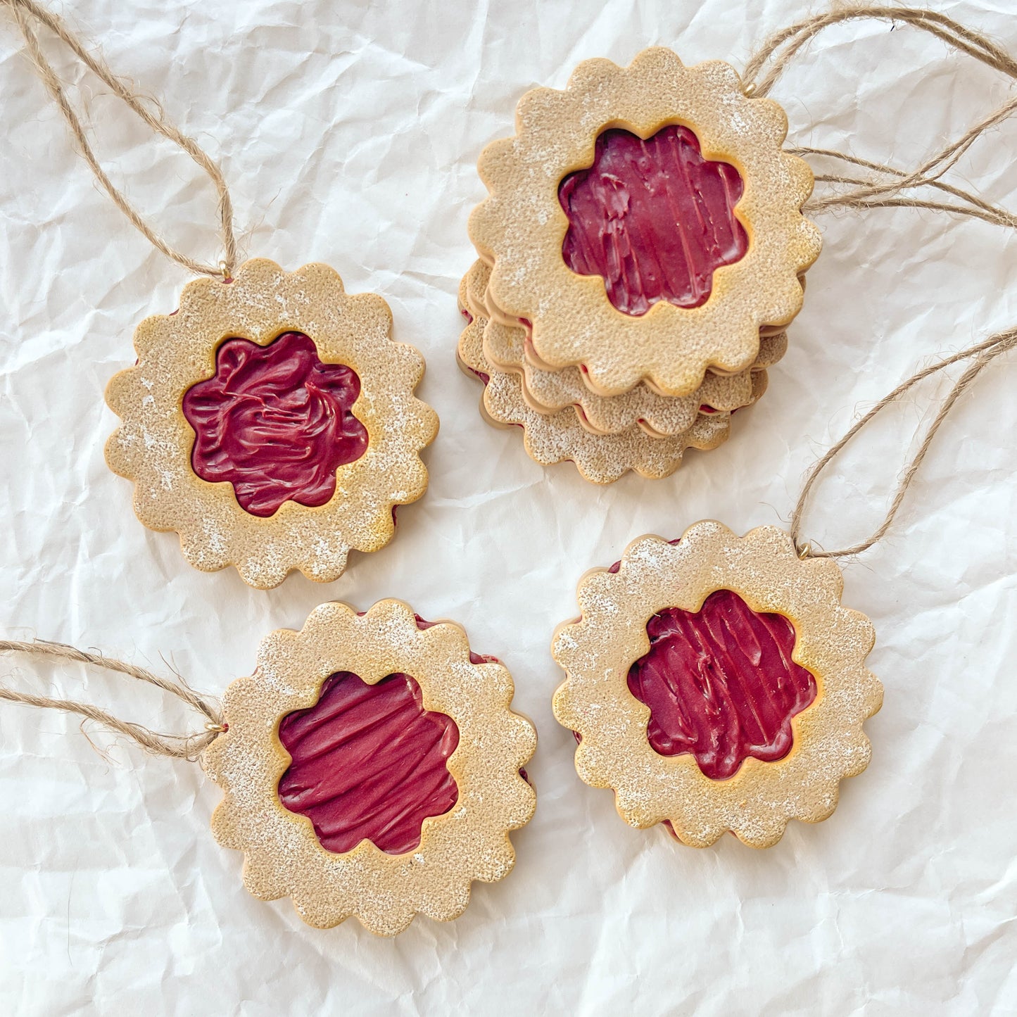 Linzer Cookie | Christmas decor