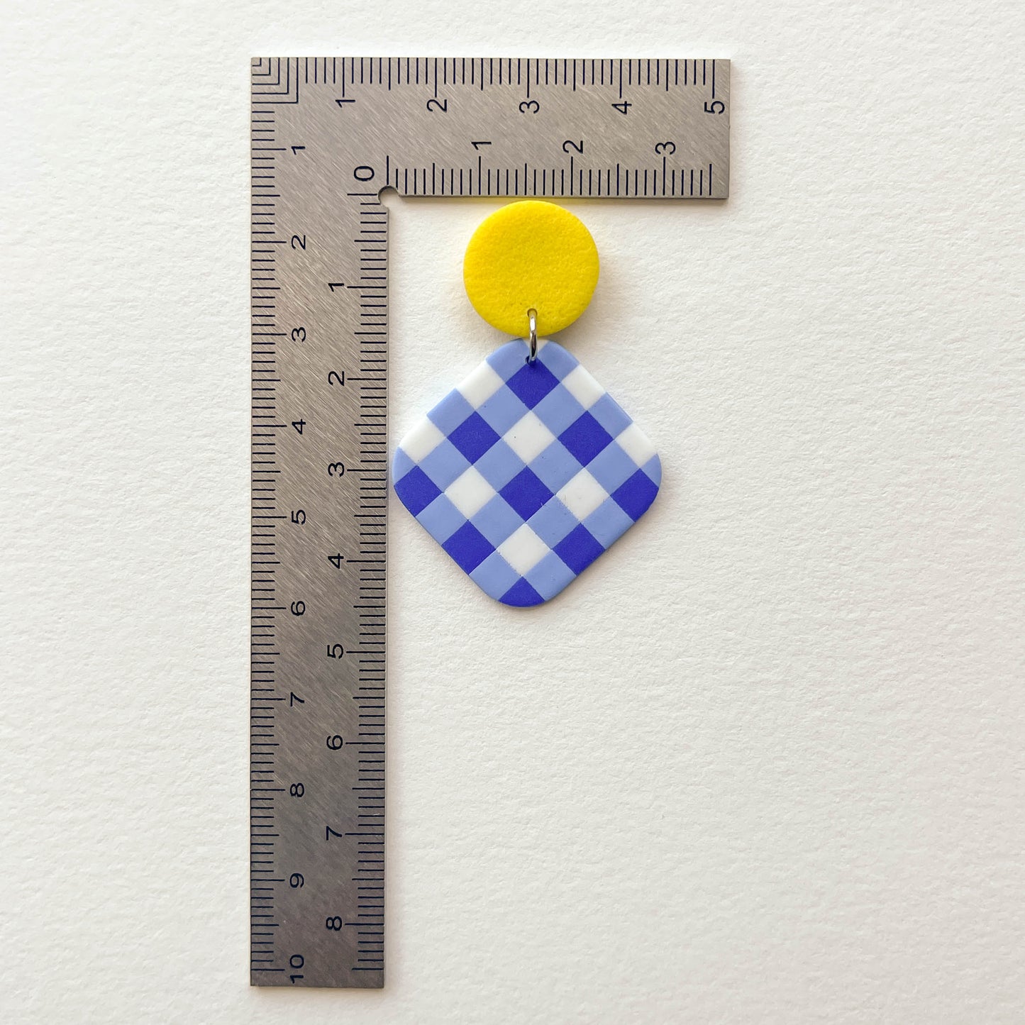 Milo Riviera Dangles
