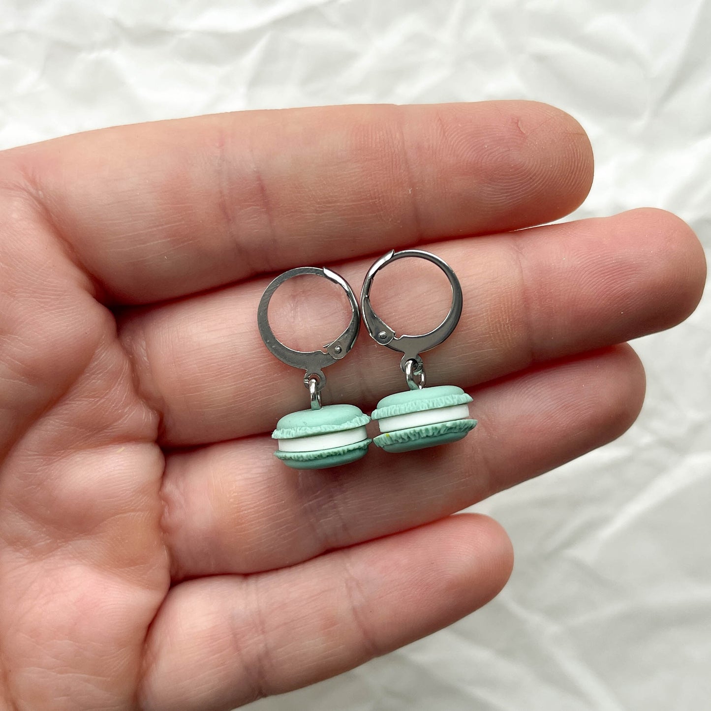 Mini Macaron Huggies