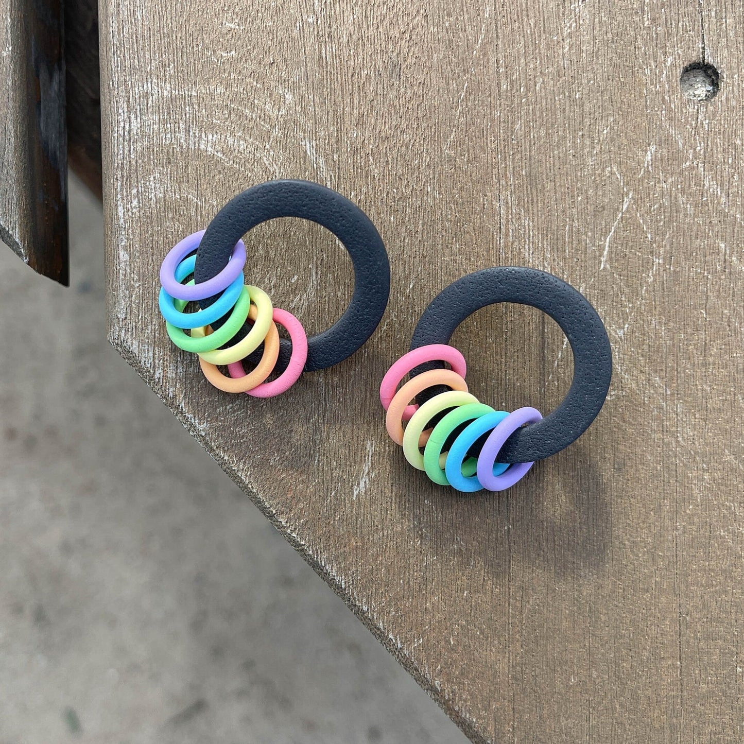Spectrum Swirl Studs