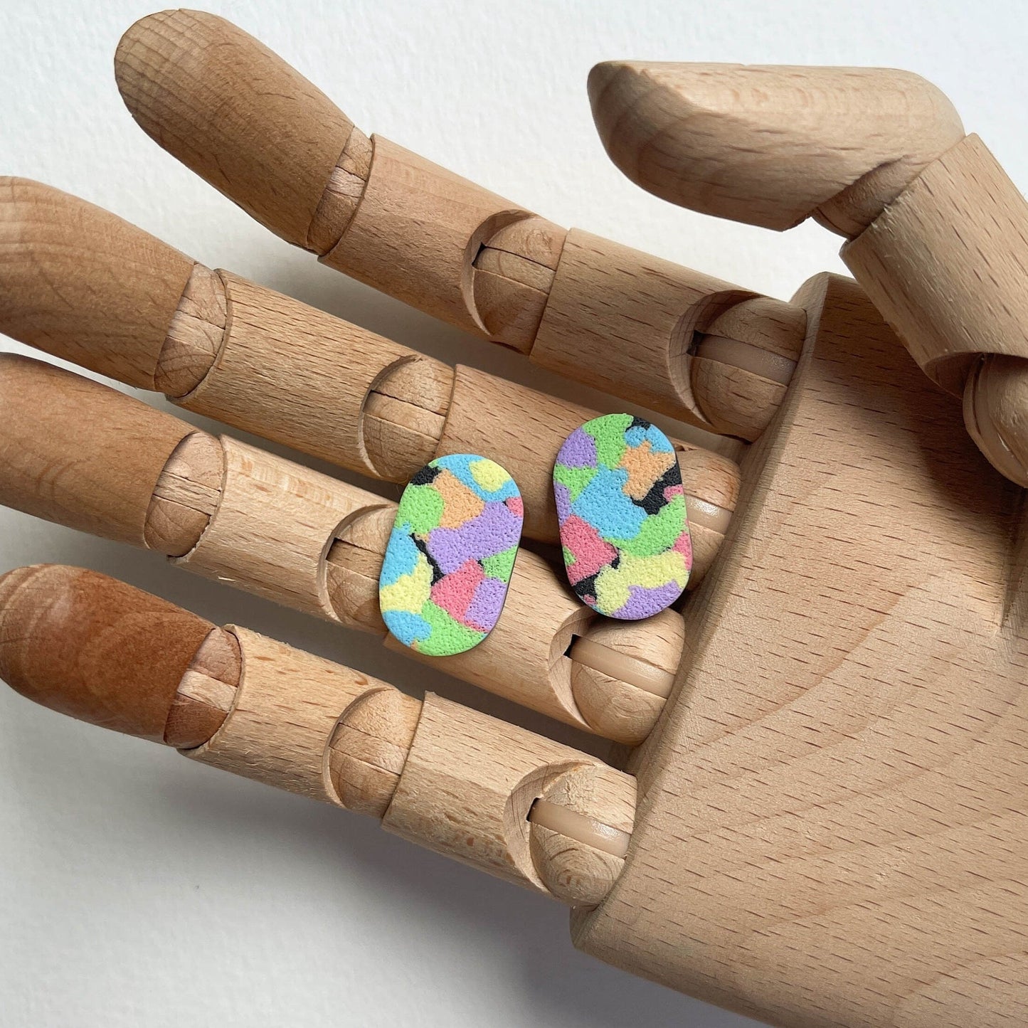 Ava Studs | terrazzo