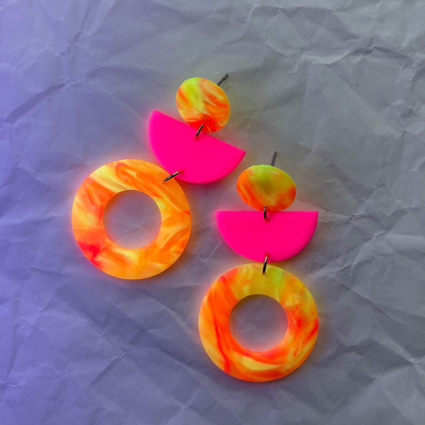 Faye Dangles | neon light