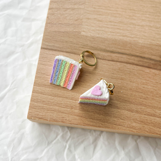 Mini Rainbow Cake Huggies