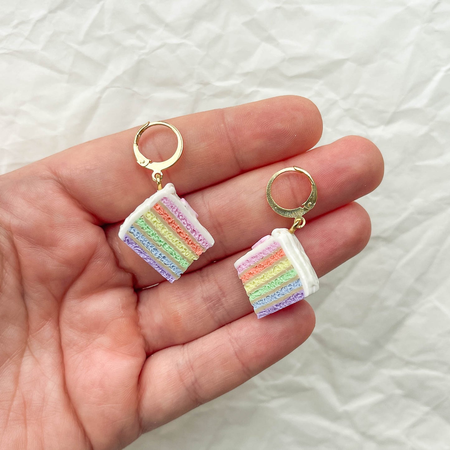 Mini Rainbow Cake Huggies