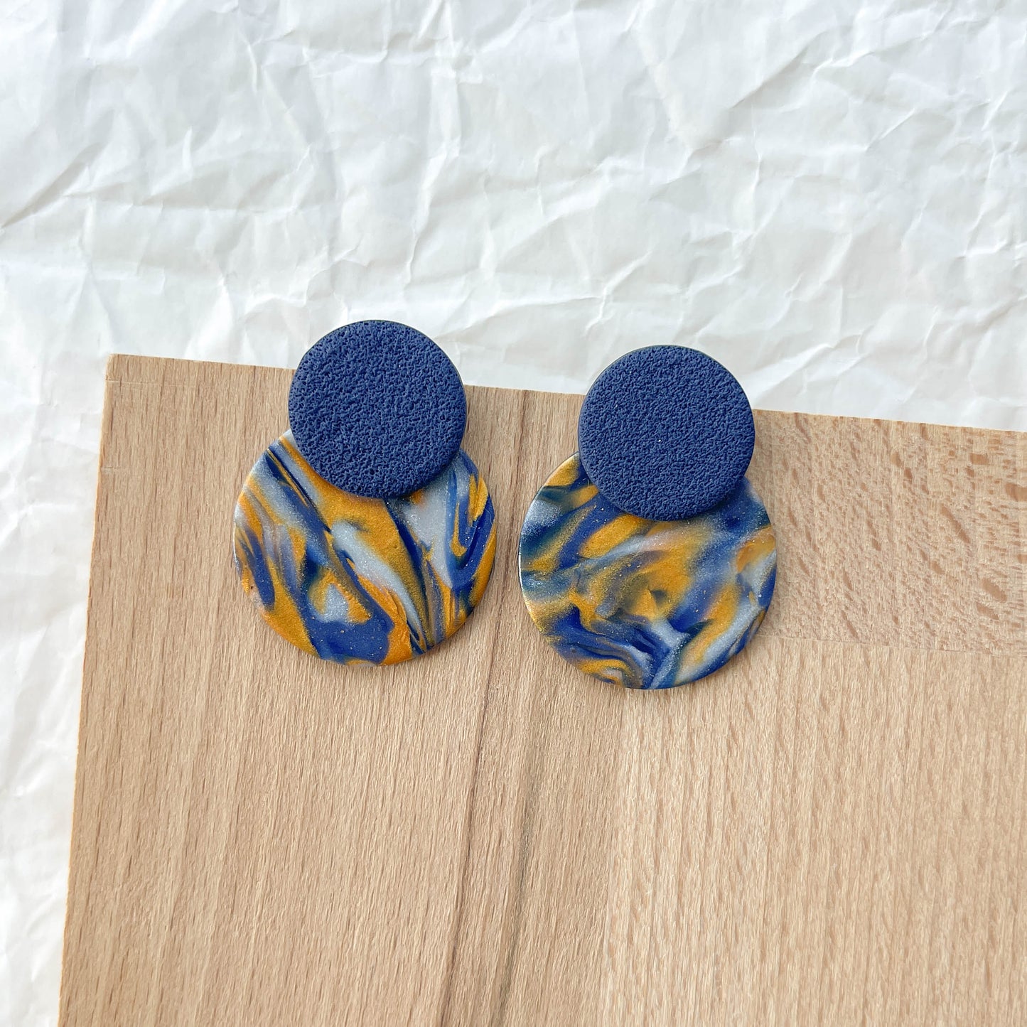 Halo Swirl Studs