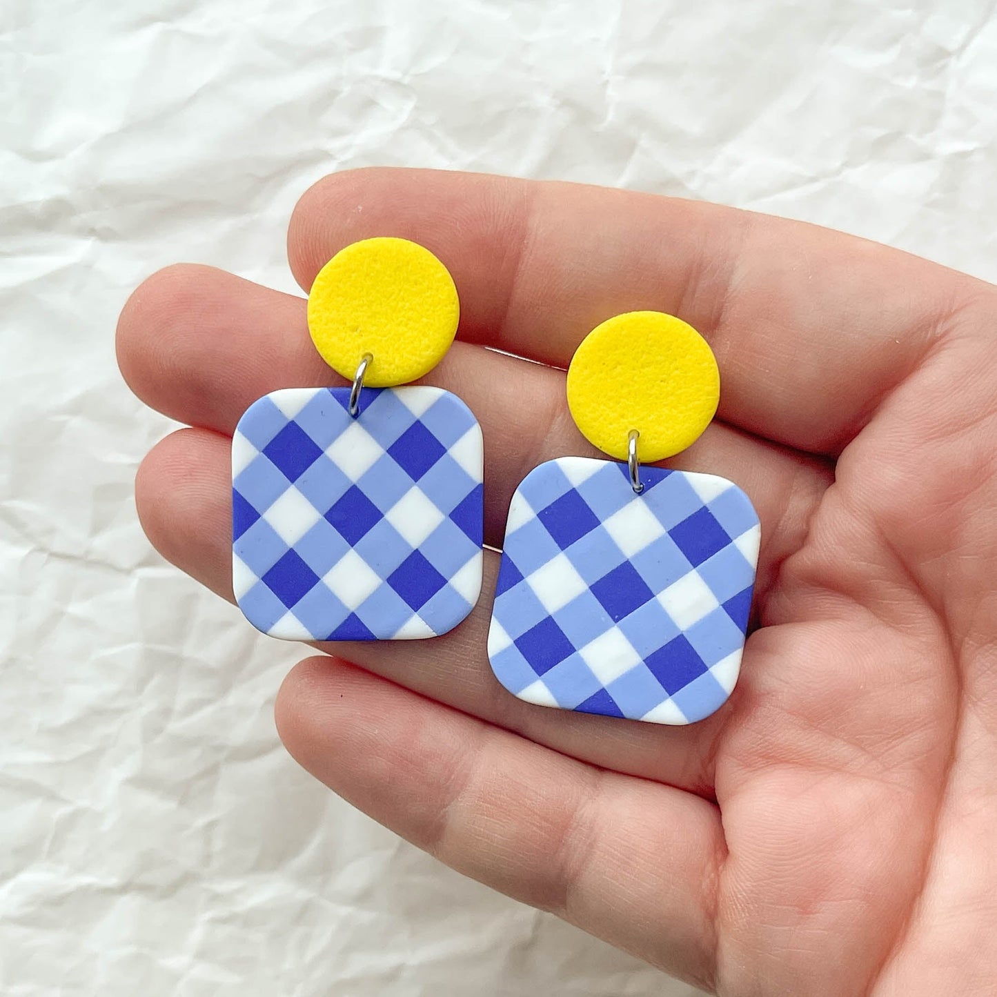 Milo Riviera Dangles