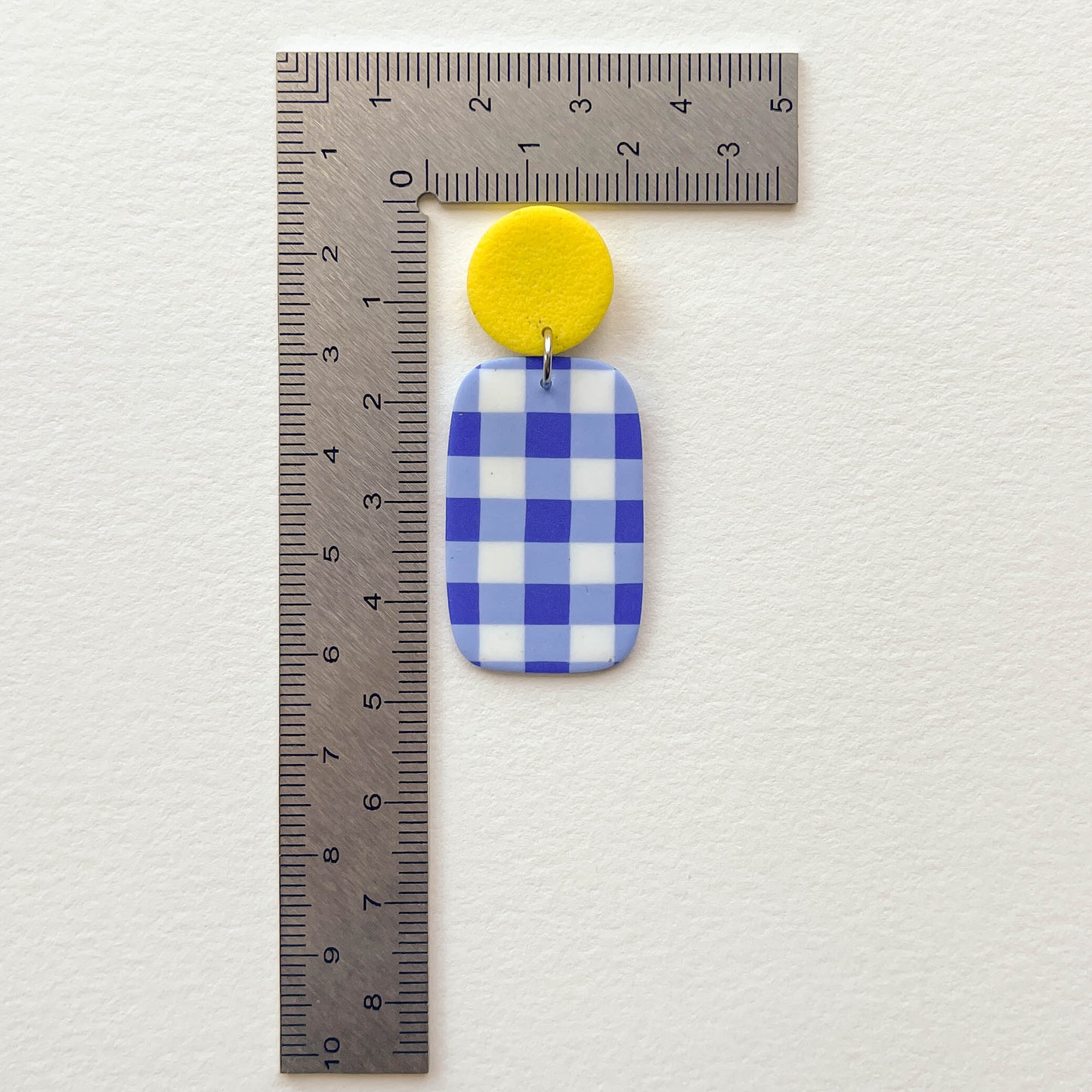 Milo Riviera Dangles