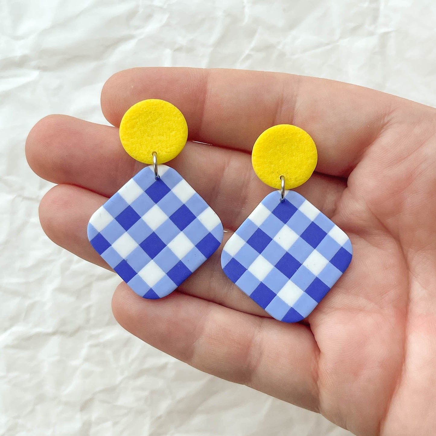 Milo Riviera Dangles