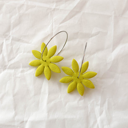 Petal Play Hoops